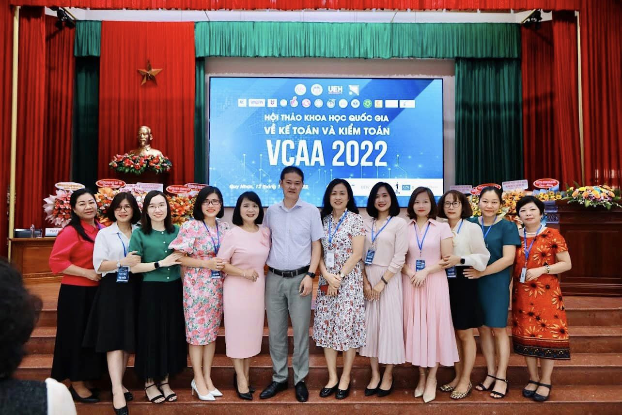HỘI THẢO KHOA HỌC QUỐC GIA VỀ KẾ TOÁN – KIỂM TOÁN NĂM 2022 (VCAA 2022) VỚI CHỦ ĐỀ: KẾ TOÁN, KIỂM TOÁN TRONG BỐI CẢNH CHUYỂN ĐỔI SỐ