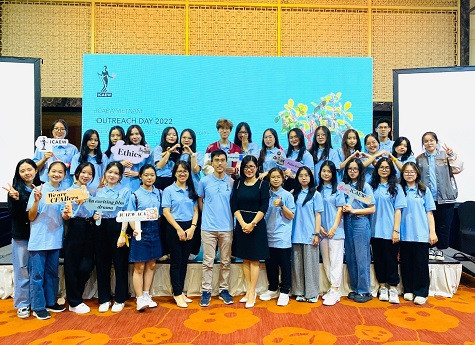 CƠ HỘI TỪ CHƯƠNG TRÌNH TÍCH HỢP CHỨNG CHỈ QUỐC TẾ (ICAEW CFAB) TẠI ĐẠI HỌC THƯƠNG MẠI